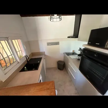 10 Min De Monaco Petite Maison Avec Jardin Vue Et Rocher De Monaco * La Turbie